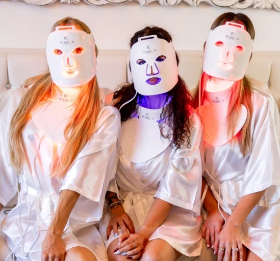 LED Red Light Therapy guide for estheticians covering treatment support protocols, recovery guidance, and professional skincare education