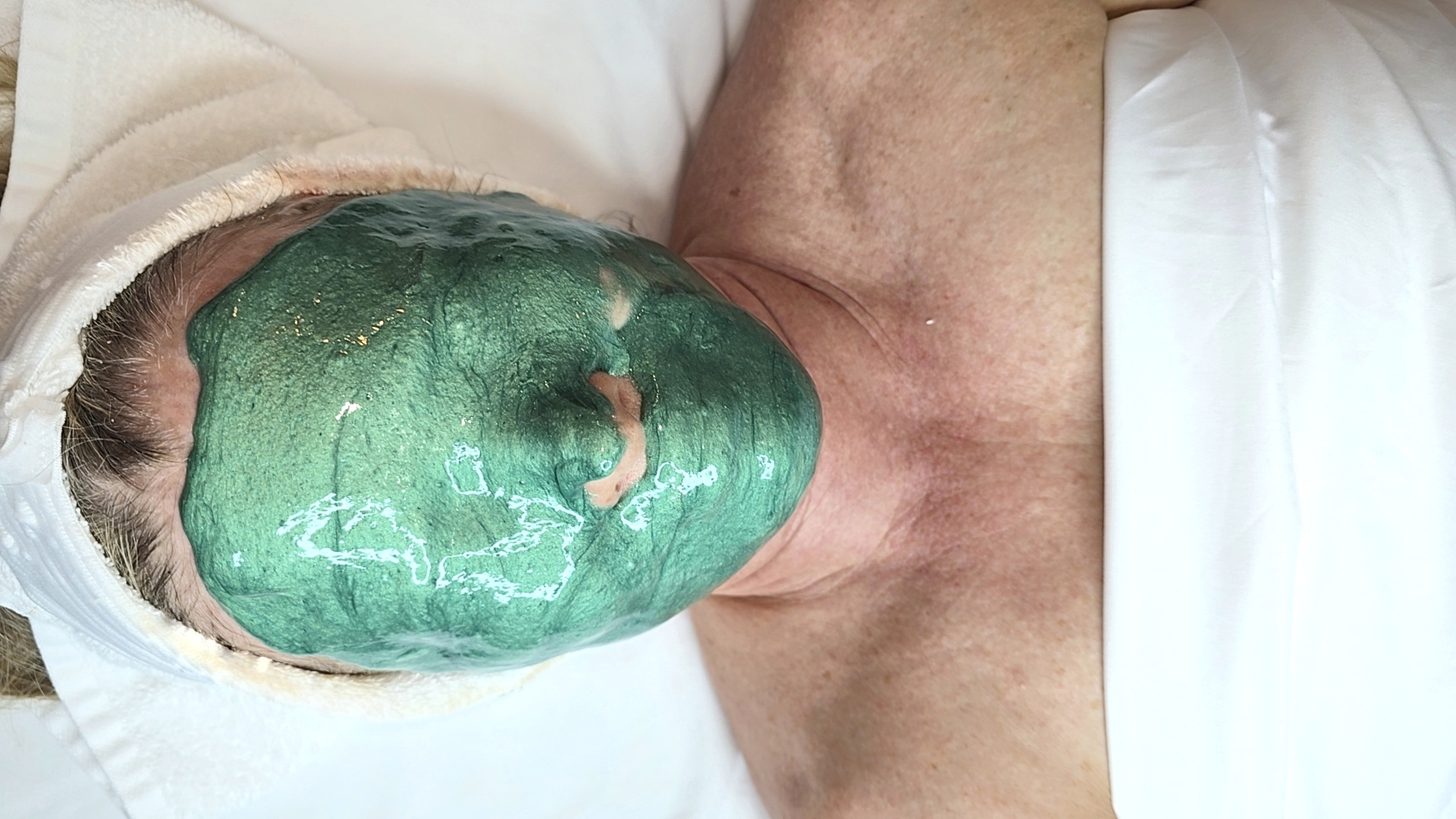 Luminous Skin Lab | Facial Jelly: The New Skincare Trend You Need to Know