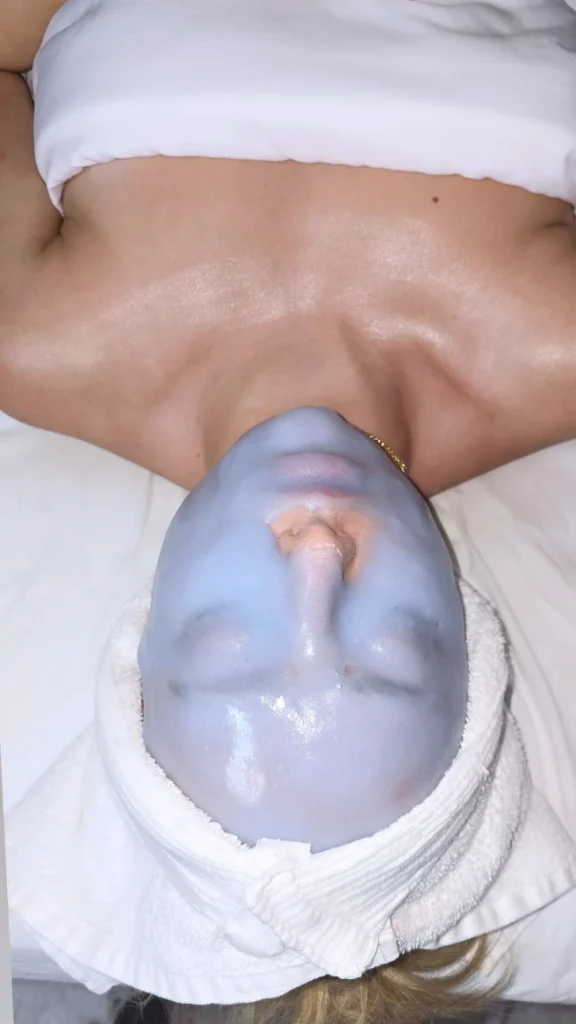Luminous Skin Lab | Jelly Mask Benefits and Market Demand Explained Jelly mask applied after professional facial treatment to support post-procedure skin recovery